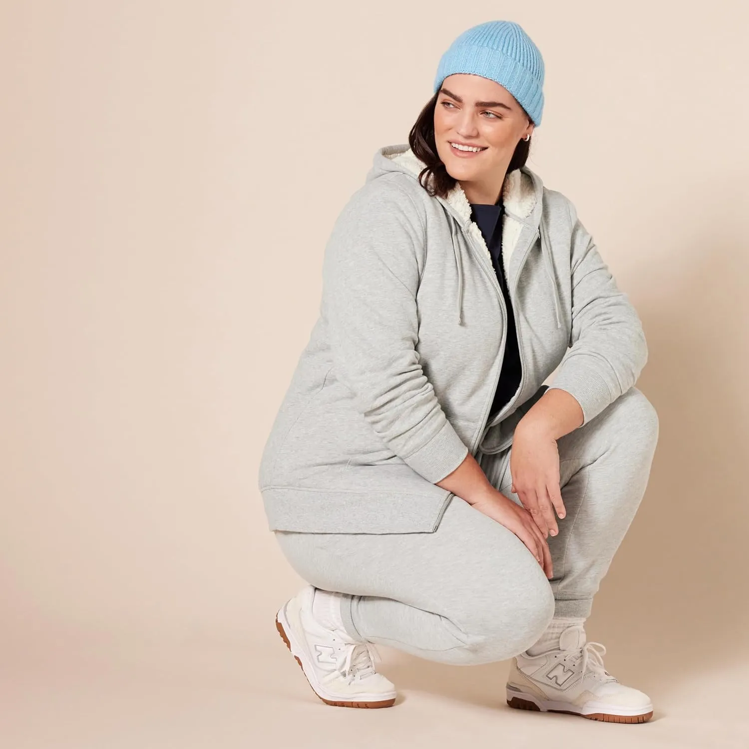 Amazon Essentials Women's Sherpa-Lined Fleece Full-Zip Hooded Jacket (Available in Plus Size)