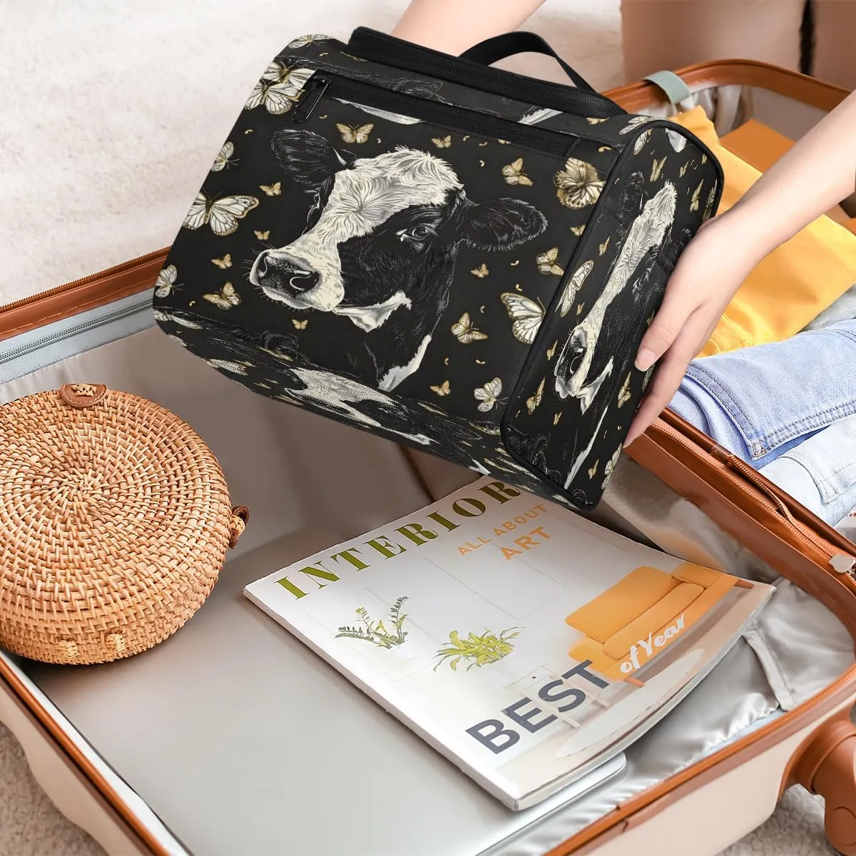 Cow Butterflies Travel Toiletry Bag for Men and Women, Large Hanging Makeup Bag Organizer Toiletries Bag for Travel, Cosmetic Bag with Handle