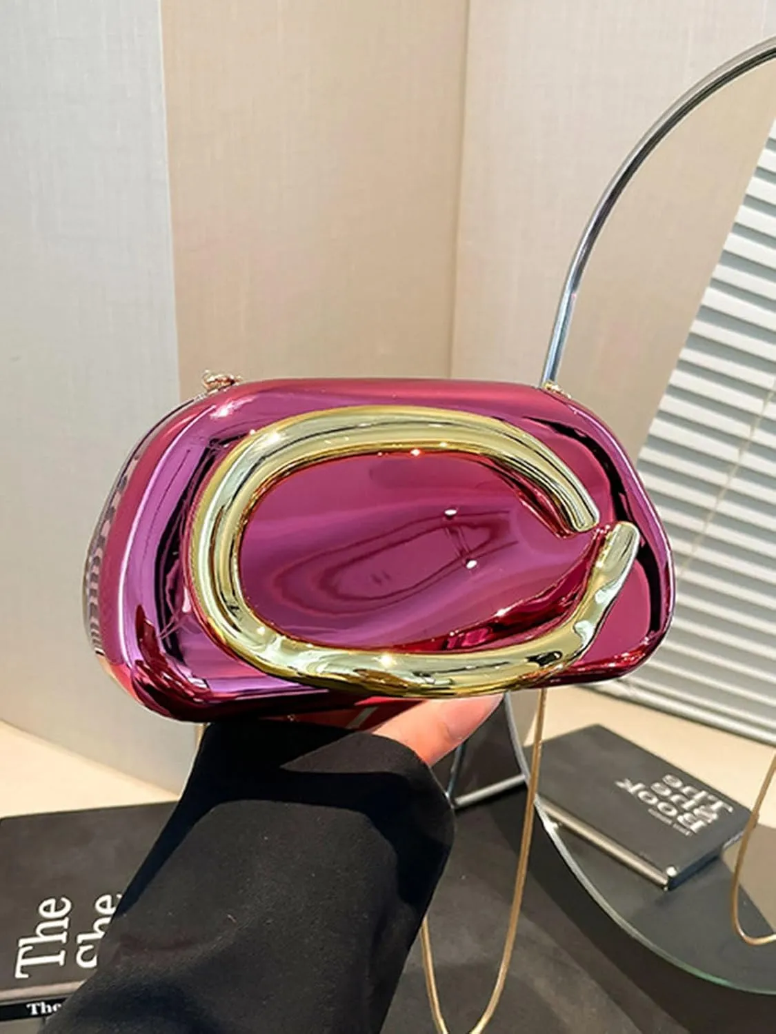 Elegant Acrylic Clutch Purse for Women -Summer Evening Bag with Chain Strap, Unique Formal Party Handbag