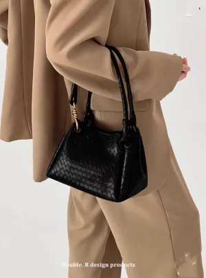 High-end Women's Bag Woven Bucket Bag Vegetable Basket Shoulder Hand Bag-Black Bucket Bag