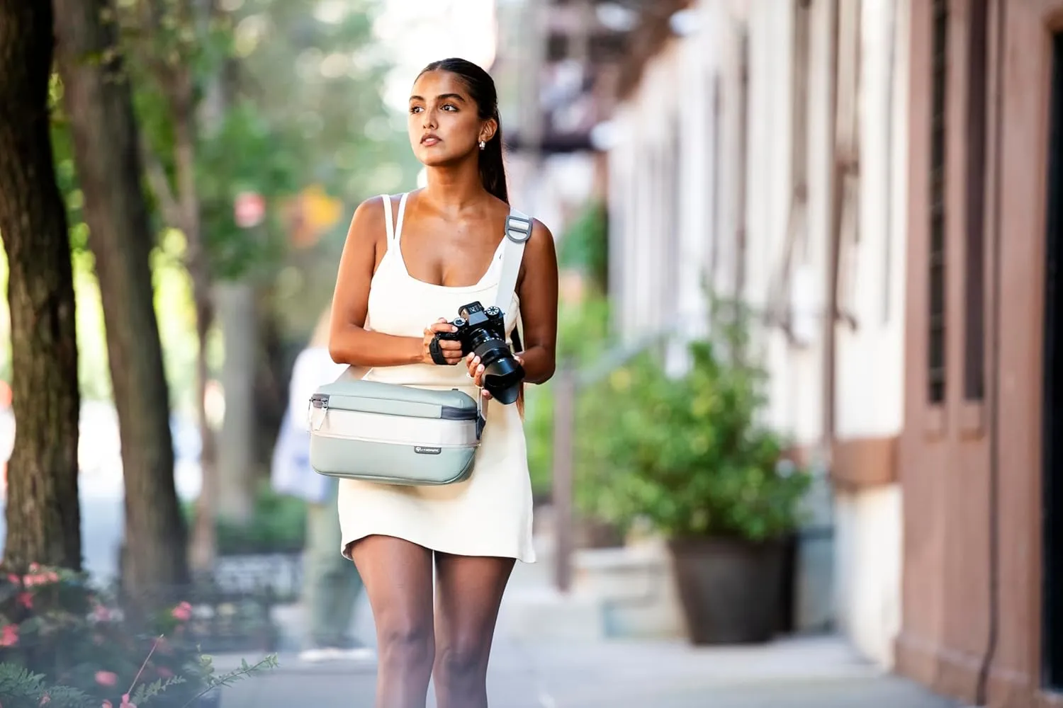 NOMATIC Luma Camera Sling 9L - Sling Bag Designed by Peter McKinnon - Camera Bag for Photographers (Sage)