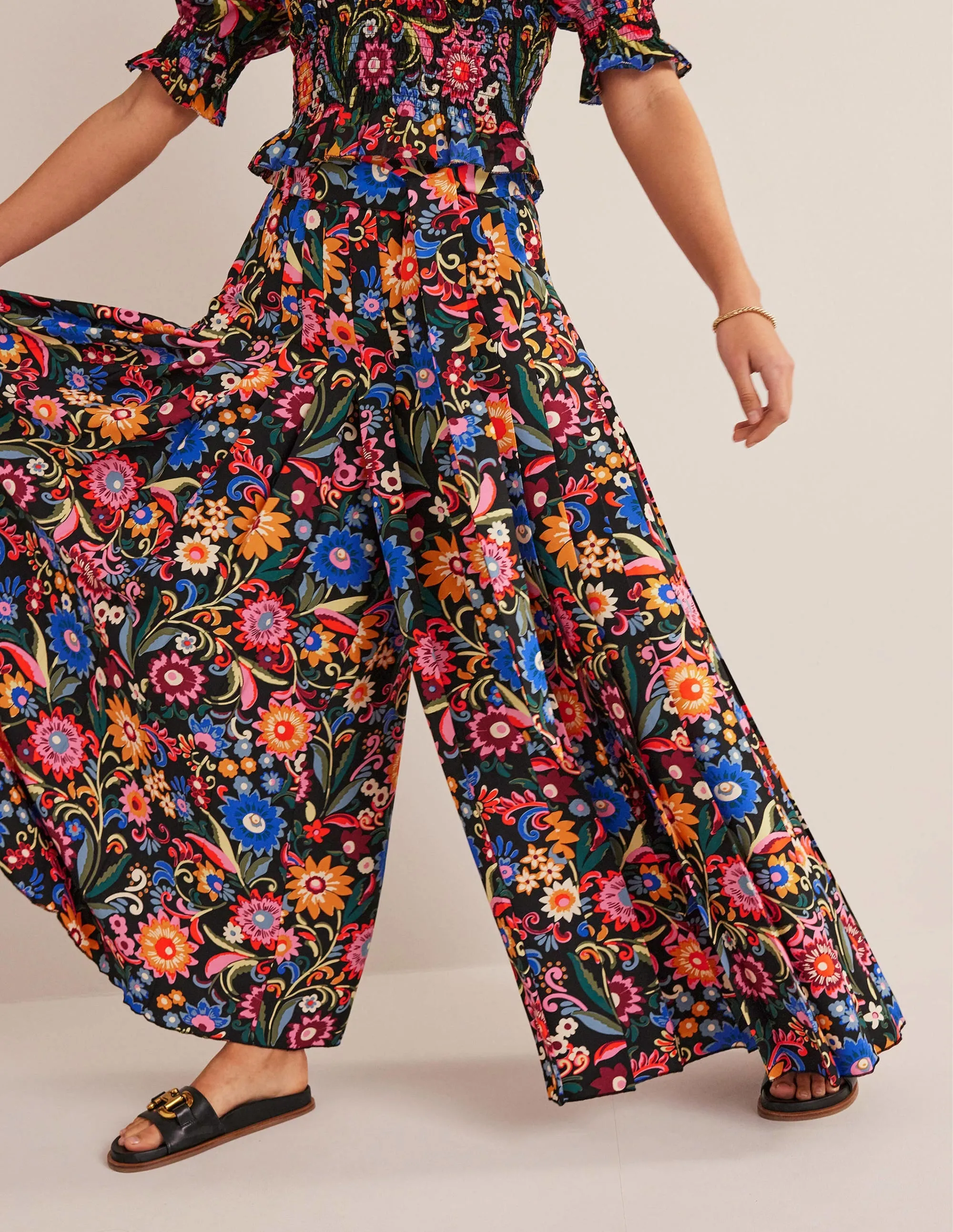 Pleated Palazzo Trousers-Black, Gardenia Pop