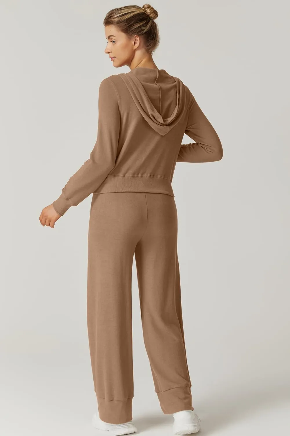 QINSEN Women's Two Piece Outfits Long Sleeve Full-Zip Hoodie and Wide Leg Pants Tracksuit Lounge Matching Set