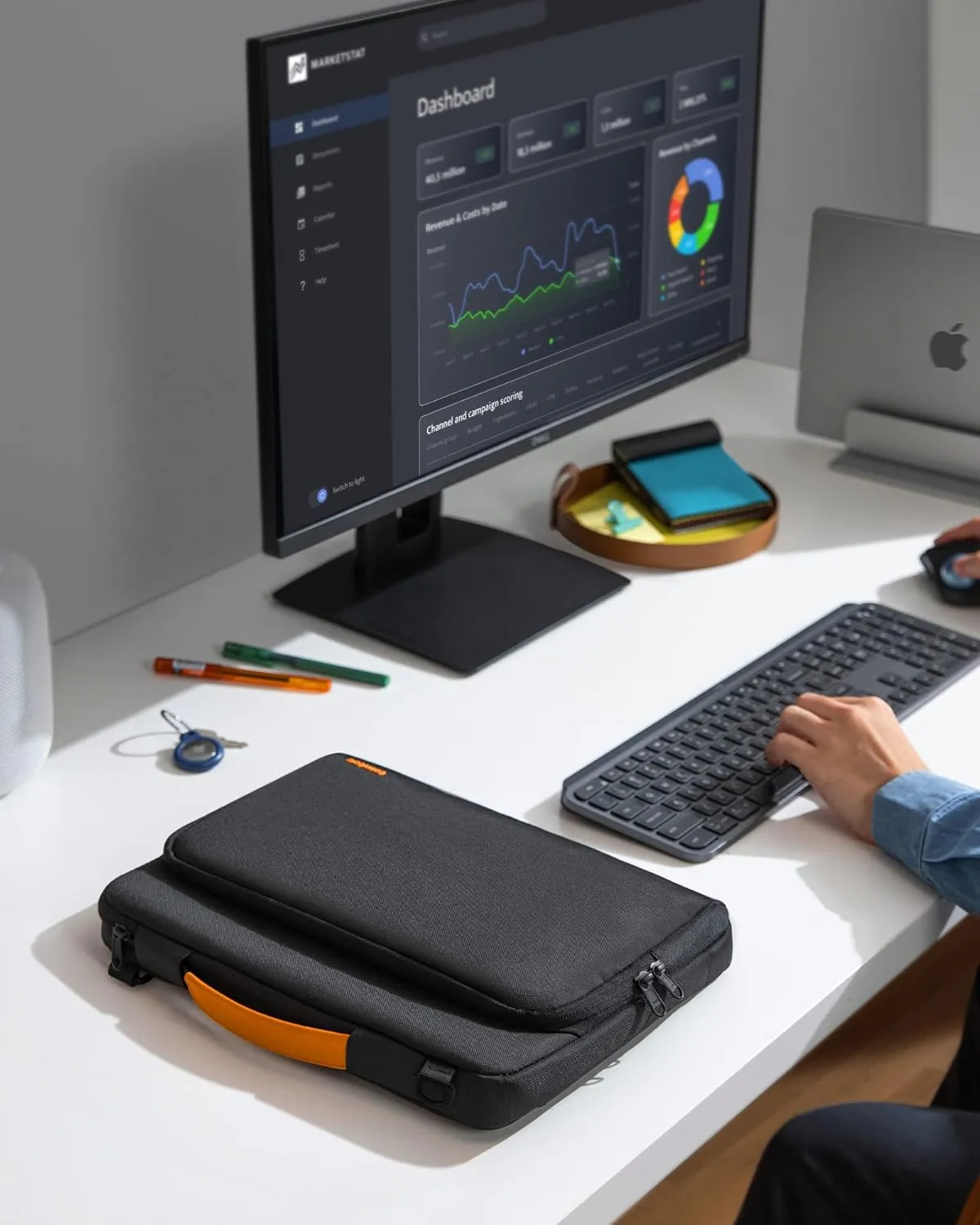 tomtoc 360 Protective Laptop Shoulder Bag for M4 MacBook Pro 16-inch M3/M2/M1 Pro/Max 2024-2019, The NEW RAZER BLADE 15/16, Dell Inspiron 16 Laptop, Water-Resistant Accessory Case