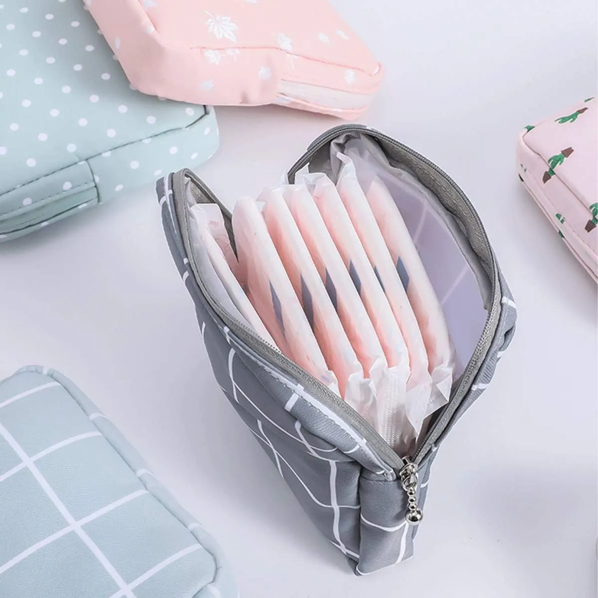 Tuciyke Sanitary Napkin Storage Bag,2pcs Cotton Cloth Portable Sanitary Storage bag with Zipper 5x5 inches First Period Bag for Girls/Ladies/Women(Cactus)