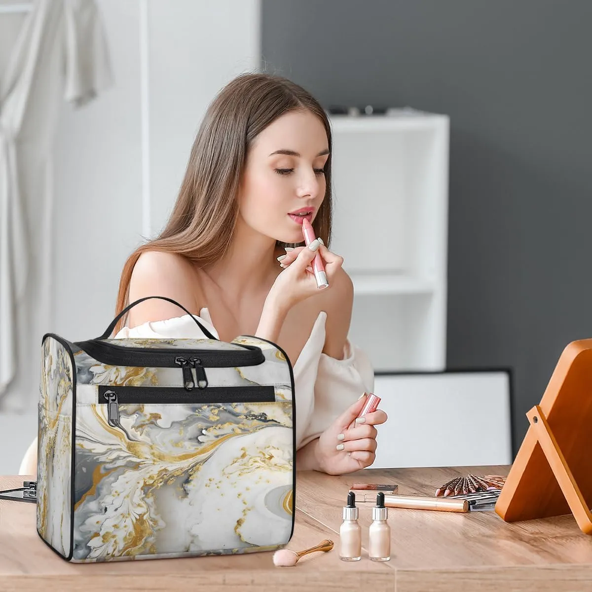 White And Gold Marble Travel Toiletry Bag for Men and Women, Large Hanging Makeup Bag Organizer Toiletries Bag for Travel, Cosmetic Bag with Handle